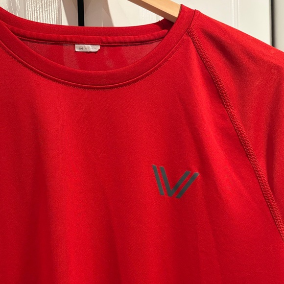 Vibrant Red Men's Heat Gear Style T-Shirt - Picture 2 of 3